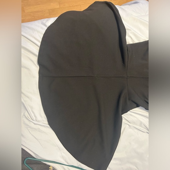 B. DARLIN black mini dress. - Picture 4 of 6